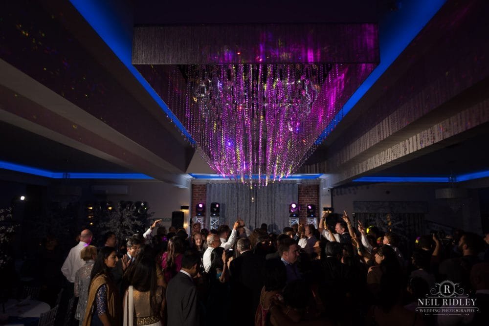 Merrydale Manor Wedding Photographer - Full dancefloor
