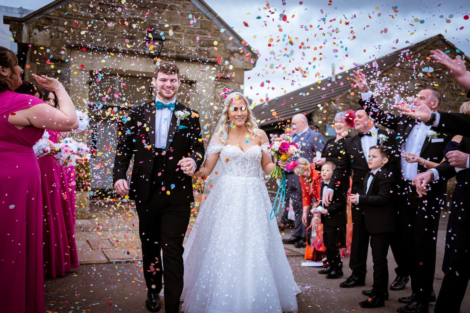 stirk house wedding photographer confetti throw