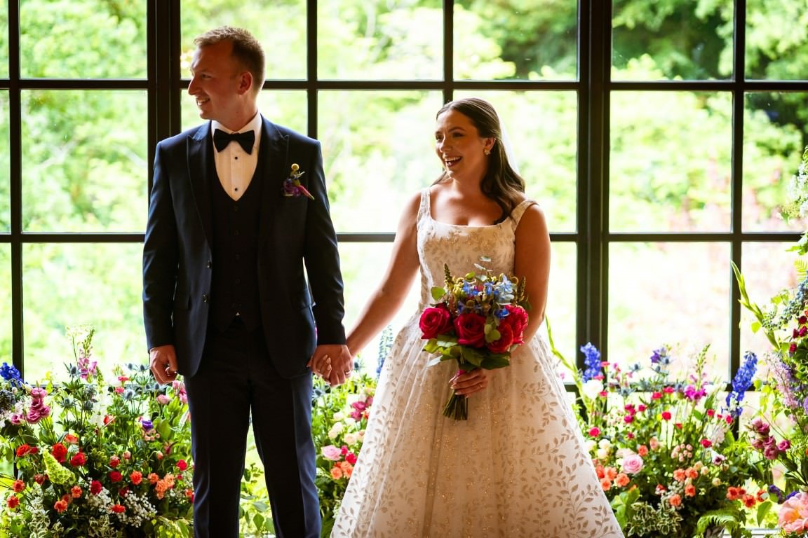 Hidden River Barn Photo and Video newlyweds